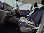 Hyundai Kona 1.6 GDI HEV Comfort / Trekgewicht 1300 kg / Apple Carplay Android Auto / Achteruitrijcamera / Keyless Entry/Start / Adaptief cruise control / Climate control / Parkeersensoren voor en achter / Lichtmetalen wielen 16“ /