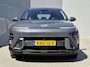 Hyundai Kona 1.6 GDI HEV Comfort / Trekgewicht 1300 kg / Apple Carplay Android Auto / Achteruitrijcamera / Keyless Entry/Start / Adaptief cruise control / Climate control / Parkeersensoren voor en achter / Lichtmetalen wielen 16“ /