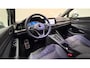 Volkswagen Golf 1.5 eTSI R-Line benzinen automaat led navigatie stoelverwarming camera 18' carplay android