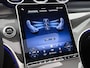 Mercedes-Benz GLC 300e 4MATIC Business Solution AMG | Advanced plus | Nightpakket | Parkeerpakket | Trekhaak | Treeplanken in aluminiumlook | Middenconsole metaalstructuur | Panoramaschuifdak | 20 inch vijfspaaks lichtmetalen AMG-velgen |