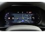 Volvo XC40 B4 Plus Dark | Trekhaak, inklapbaar | Stoel-/ stuurwielverwarming | Elektrisch verstelbare voorstoelen met geheugenfunctie | Adaptieve cruise control | 18 inch. lichtmetalen velgen | BLIS | All-season banden | Apple carplay/ Android auto | Pilot assist