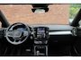 Volvo XC40 B4 Plus Dark | Trekhaak, inklapbaar | Stoel-/ stuurwielverwarming | Elektrisch verstelbare voorstoelen met geheugenfunctie | Adaptieve cruise control | 18 inch. lichtmetalen velgen | BLIS | All-season banden | Apple carplay/ Android auto | Pilot assist