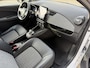 Renault Zoe Intens B-buy 52KWH R135 / Koopaccu / SOH 95,8 % / Snellader / Clima / Navigatie / Cruise Controle / Parkeer Camera / Carplay / 16" LM velgen / donker glas