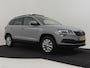 Skoda Karoq 1.0 TSI Business Edition 110Pk | Glazen Panorama-dak | Stoelverwarming | Apple carplay Android auto | Airco automatisch | Navigatie | DAB | Cruise control 16"LMV