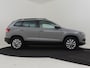 Skoda Karoq 1.0 TSI Business Edition 110Pk | Glazen Panorama-dak | Stoelverwarming | Apple carplay Android auto | Airco automatisch | Navigatie | DAB | Cruise control 16"LMV