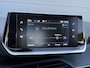 Peugeot 208 1.2 PureTech Allure 360°Camera l Carplay l Dealer Onderhouden l Navi l Halfleder l Clima l Cruise l Rijstrooksensor l 6 Bak l PDC l Lm velgen l N.A.P l 102pk l Apk tot 02-2028