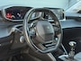 Peugeot 208 1.2 PureTech Allure 360°Camera l Carplay l Dealer Onderhouden l Navi l Halfleder l Clima l Cruise l Rijstrooksensor l 6 Bak l PDC l Lm velgen l N.A.P l 102pk l Apk tot 02-2028