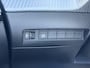 Peugeot 208 1.2 PureTech Allure 360°Camera l Carplay l Dealer Onderhouden l Navi l Halfleder l Clima l Cruise l Rijstrooksensor l 6 Bak l PDC l Lm velgen l N.A.P l 102pk l Apk tot 02-2028