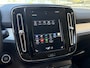 Volvo XC40 1.5 T3 Momentum / Automaat / Dealer-Onderhouden / harman-Kardon / Stoelverwarming / Cruise-Control / Draadloze-Telefoonlader / Standkachel / LED / PDC V+A met Camera / 19'' LMV / All-Season / ENZ.