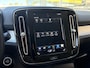 Volvo XC40 1.5 T3 Momentum / Automaat / Dealer-Onderhouden / harman-Kardon / Stoelverwarming / Cruise-Control / Draadloze-Telefoonlader / Standkachel / LED / PDC V+A met Camera / 19'' LMV / All-Season / ENZ.