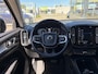 Volvo XC40 1.5 T3 Momentum / Automaat / Dealer-Onderhouden / harman-Kardon / Stoelverwarming / Cruise-Control / Draadloze-Telefoonlader / Standkachel / LED / PDC V+A met Camera / 19'' LMV / All-Season / ENZ.