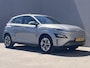 Hyundai Kona Electric EV Comfort 39 kWh / Dealer onderhouden / CSS snel laden / WLTP 305 km / Navigatie via Apple Carplay Android /