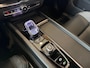 Volvo XC60 T6 Plug-in hybrid AWD Ultra Black Edition | Trekhaak elektr. | Alarm | Getint glas