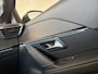 Peugeot e-208 GT Pack EV 3-FASEN 50kWh 136pk | ALCANTARA | TWO-TONE | STOELVERW. | NAVI | CAMERA | 17" LM | CARPLAY/ANDROID AUTO | STOELMASSAGE | ADAPTIVE CRUISE