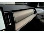 Volvo XC90 T8 Ultra Bright B&W Pano Massage Trekhaak 22"