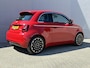 Fiat 500 La Prima 42 kWh / SOH 93% / Apple Carplay/Android Auto / Achteruitrijcamera / Adaptieve Cruise Control / Lichtmetalen Velgen 17" / Navigatie / 3-fase / Snelladen /