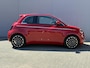 Fiat 500 La Prima 42 kWh / SOH 93% / Apple Carplay/Android Auto / Achteruitrijcamera / Adaptieve Cruise Control / Lichtmetalen Velgen 17" / Navigatie / 3-fase / Snelladen /