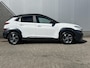 Hyundai Kona 1.6 GDI HEV Fashion / Vaste Trekhaak / 1.300kg Trekgewicht / All-Season Banden / Apple Carplay & Android Auto / Parkeersensoren Achter/ Achteruitrijcamera /
