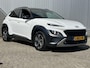 Hyundai Kona 1.6 GDI HEV Fashion / Vaste Trekhaak / 1.300kg Trekgewicht / All-Season Banden / Apple Carplay & Android Auto / Parkeersensoren Achter/ Achteruitrijcamera /