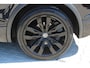 Volkswagen Tiguan 1.4 TSI eHybrid R-Line Business+ | Incl. 12 maanden garantie | 100% dealer onderhouden | SOH 93% | Travel assist | Apple carplay/Android auto | Wegklapbare trekhaak | Navigatie | Stoel/stuurverwarming |