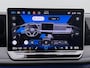 Volkswagen Tiguan 1.5 eHybrid R-Line Panoramadak / Stoelen massagefunctie / Camera