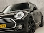 MINI Clubman 1.5 Chili Black Sport Automaat (PANORAMADAK, NAVIGATIE, LEDEREN SPORTSTOELEN, STOELVERWARMING, CRUISE, CLIMATE, NIEUWE APK)