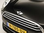 MINI Clubman 1.5 Chili Black Sport Automaat (PANORAMADAK, NAVIGATIE, LEDEREN SPORTSTOELEN, STOELVERWARMING, CRUISE, CLIMATE, NIEUWE APK)