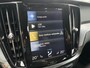 Volvo V60 2.0 T5 Momentum | Trekhaak | Leder | Power Seats | Memory | Apple carplay/Android auto | Stoelverwarming | Cruise Control | Elektr. bedienbare achterklep | 4 Seizoen banden |