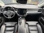 Volvo V60 2.0 T5 Momentum | Trekhaak | Leder | Power Seats | Memory | Apple carplay/Android auto | Stoelverwarming | Cruise Control | Elektr. bedienbare achterklep | 4 Seizoen banden |