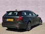 Volvo V60 2.0 T5 Momentum | Trekhaak | Leder | Power Seats | Memory | Apple carplay/Android auto | Stoelverwarming | Cruise Control | Elektr. bedienbare achterklep | 4 Seizoen banden |