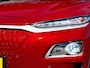 Hyundai Kona Electric EV Fashion 64 kWh | SOH: 95,1% | 3 Fase | Warmtepomp | LED | Blindspot | Stoelverwarming | All Season | HUD |
