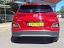 Hyundai Kona Electric EV Fashion 64 kWh | SOH: 95,1% | 3 Fase | Warmtepomp | LED | Blindspot | Stoelverwarming | All Season | HUD |