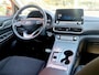 Hyundai Kona Electric EV Fashion 64 kWh | SOH: 95,1% | 3 Fase | Warmtepomp | LED | Blindspot | Stoelverwarming | All Season | HUD |