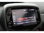 Toyota Aygo 1.0 VVT-i x-cite | Cabrio | Airco | Parkeercamera | Lichtmetalen velgen | Groot media scherm |