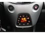 Toyota Aygo 1.0 VVT-i x-cite | Cabrio | Airco | Parkeercamera | Lichtmetalen velgen | Groot media scherm |