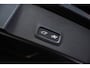 Volvo EX40 Single Motor Extended Range Ultra Black Edition 82 kWh | Europa | Harman Kardon audio | 20" | Schuif-/kanteldak | Getint Glas | Elektrische stoelverstelling | Nubuck bekleding | Adaptive Cruise Control | Dodehoekdetectie |
