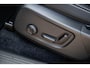 Volvo EX40 Single Motor Extended Range Ultra Black Edition 82 kWh | Europa | Harman Kardon audio | 20" | Schuif-/kanteldak | Getint Glas | Elektrische stoelverstelling | Nubuck bekleding | Adaptive Cruise Control | Dodehoekdetectie |
