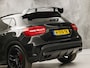 Mercedes-Benz GLA AMG 45 4MATIC Automaat 360Pk (PANORAMAKDAK, NAVIGATIE, MEMORY SEATS, KUIPSTOELEN, STOELVERWARMING, SPOILER, NIEUWE APK, NIEUWSTAAT)