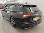 Volkswagen Golf Variant 1.5 eTSI 150pk Automaat R-Line interieur & exterieur | Trekhaak | Bestuurdersassistentiepakket |18" Velgen