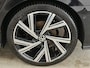 Volkswagen Golf Variant 1.5 eTSI 150pk Automaat R-Line interieur & exterieur | Trekhaak | Bestuurdersassistentiepakket |18" Velgen