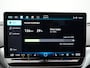 Volkswagen ID.4 Pro Limited Edition Plus 79 kWh 286pk | Verlengde Garantie | Trekhaak | 360 Camera |Stoel & stuurverwarming|