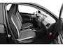 Toyota Aygo 1.0 VVT-i x-play | Parkeercamera | Groot mediascherm |