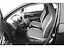 Toyota Aygo 1.0 VVT-i x-play | Parkeercamera | Groot mediascherm |