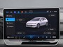 Volkswagen Golf 1.5 eHybrid 272pk GTE DSG Automaat Panoramadak / 18"LM velgen / Trekhaak / Navigatie/ App-connect