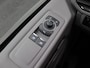 Volkswagen Transporter Caravelle 2.5 L2H1 eHybrid Style 233PK Aut. incl. BTW en BPM, Leder, 360gr. Camera, Navi, Side Assist, Keyless, Matrix-LED Koplampen, Adaptieve Cruise Control, Trekhaak, 17" LM Velgen, 8-zitpl., Stoel-stuurverwarming