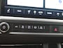Volkswagen Caravelle 2.5 L2H1 eHybrid Style 233PK Aut. incl. BTW en BPM, Leder, 360gr. Camera, Navi, Side Assist, Keyless, Matrix-LED Koplampen, Adaptieve Cruise Control, Trekhaak, 17" LM Velgen, 8-zitpl., Stoel-stuurverwarming