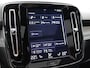 Volvo XC40 T5 262PK Plug in Hybrid R-Design / Trekhaak / Panoramisch Dak / Verwarmbare Voorstoelen+Stuurwiel / Adaptive Cruise / Extra Getint Glas /