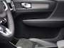 Volvo XC40 T5 262PK Plug in Hybrid R-Design / Trekhaak / Panoramisch Dak / Verwarmbare Voorstoelen+Stuurwiel / Adaptive Cruise / Extra Getint Glas /