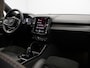 Volvo XC40 T5 262PK Plug in Hybrid R-Design / Trekhaak / Panoramisch Dak / Verwarmbare Voorstoelen+Stuurwiel / Adaptive Cruise / Extra Getint Glas /
