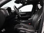 Volvo XC40 T5 262PK Plug in Hybrid R-Design / Trekhaak / Panoramisch Dak / Verwarmbare Voorstoelen+Stuurwiel / Adaptive Cruise / Extra Getint Glas /